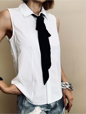 Brand New white blouse L